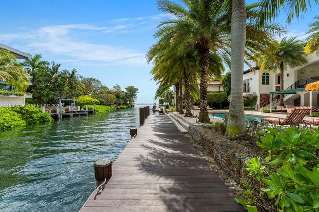 3 of 27 - 3305 S Moorings Way, Miami, FL