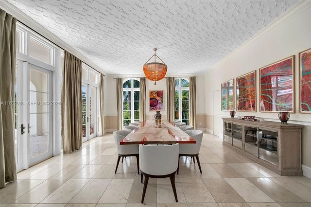 5 of 27 - 3305 S Moorings Way, Miami, FL
