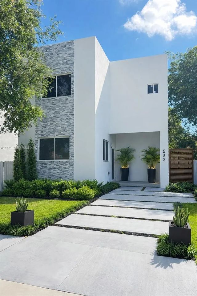 532 Nw 17th Avenue, Fort Lauderdale