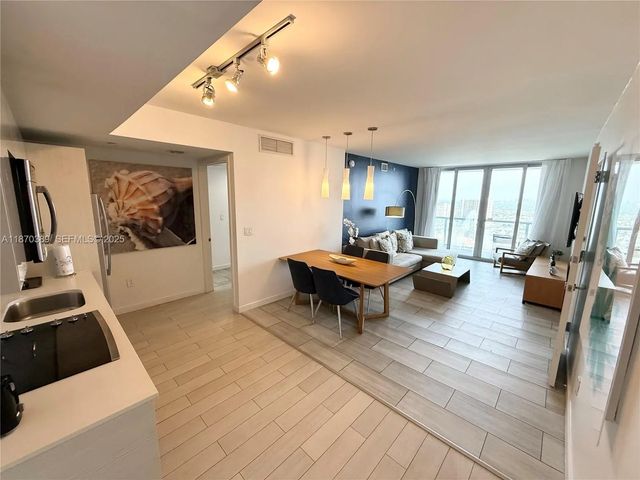 3 of 24 - 2602 E Hallandale Beach Boulevard #r2510, Hallandale Beach, FL