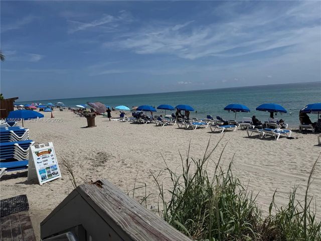 4 of 24 - 19201 Collins Avenue #1108, Sunny Isles Beach, FL