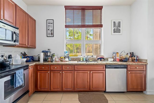 2 of 62 - 3001 Ne 185th Street #135, Aventura, FL