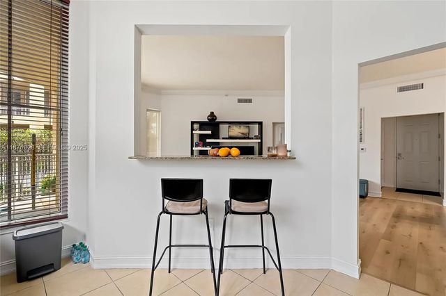 4 of 62 - 3001 Ne 185th Street #135, Aventura, FL