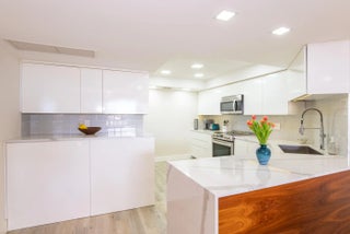 Photo of Listing #R11121374