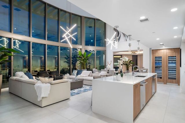 4 of 55 - 100 E Las Olas Boulevard #4603, Fort Lauderdale, FL
