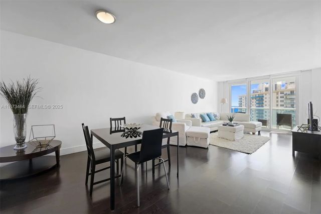 5 of 12 - 19380 Collins Avenue #1414, Sunny Isles Beach, FL