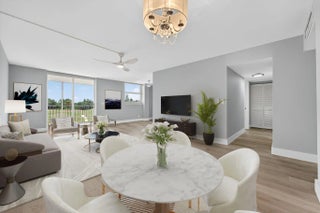 Photo of Listing #R11121598