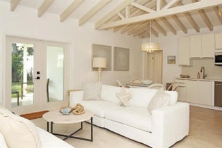 Photo of Listing #F10525226