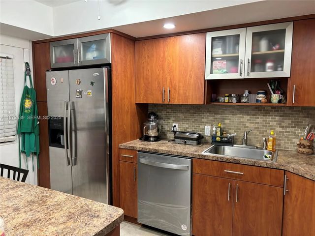 4 of 37 - 3475 N Country Club Drive #116, Aventura, FL