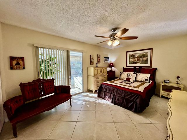 3 of 44 - 180 Tilford I, Deerfield Beach, FL