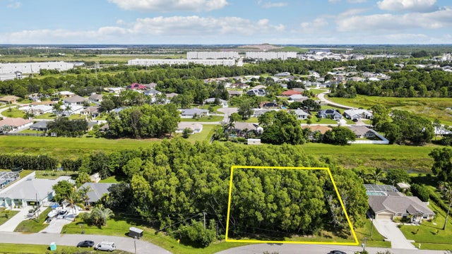 Photo of Listing #R11121874