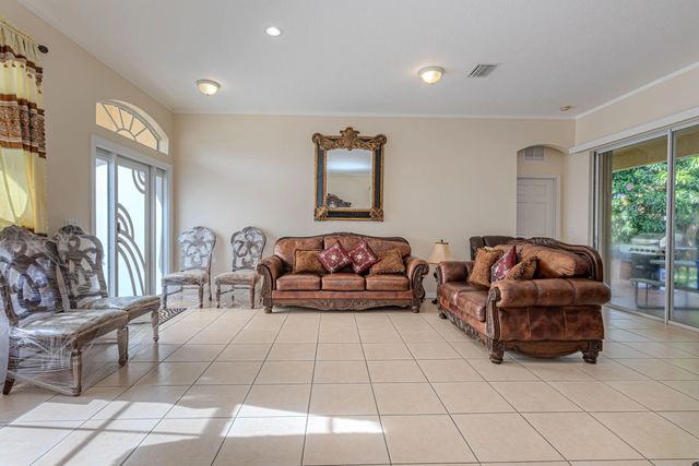 5 of 30 - 1518 Sw Hutchins Street, Port St. Lucie, FL