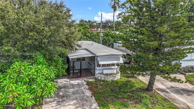 2 of 27 - 4165 S 88th Court S, Boynton Beach, FL