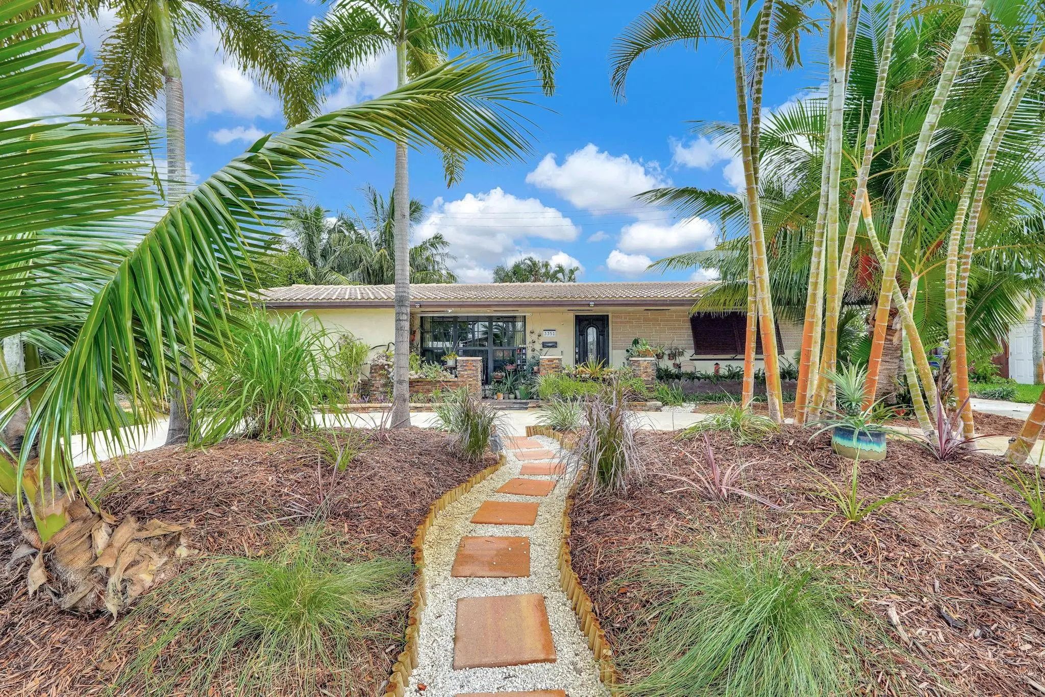 3351 Sw 16th Court, Fort Lauderdale