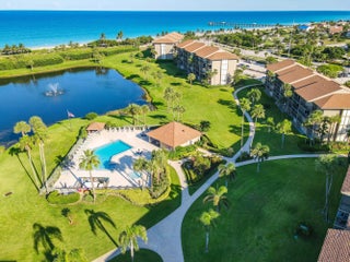 Photo of Listing #R11122067