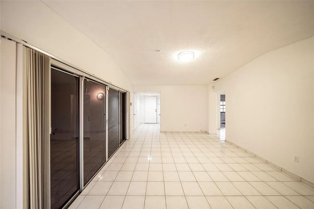 5 of 26 - 9510 W Fern Lane, Miramar, FL