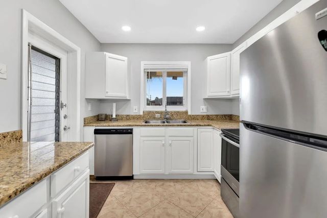3 of 34 - 5300 Washington Street #d308, Hollywood, FL