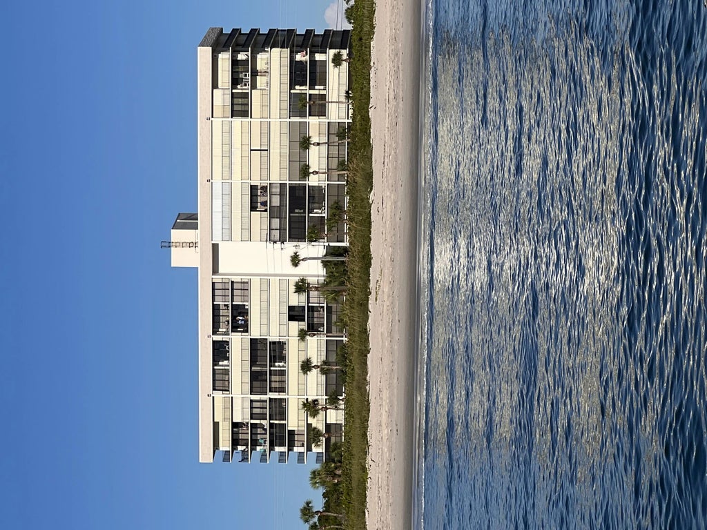 5055 N Highway A1a #205, Hutchinson Island