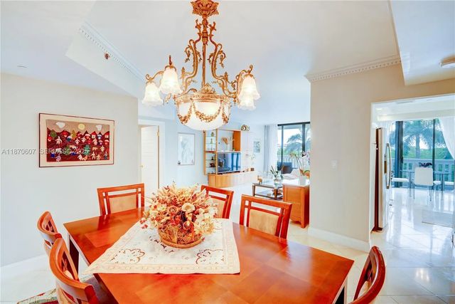 4 of 23 - 2000 Island Boulevard #408, Aventura, FL