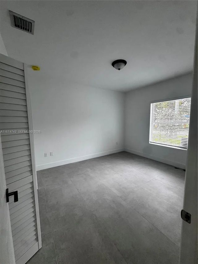 4 of 16 - 2541 Nw 9th Street, Fort Lauderdale, FL