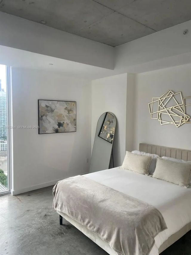 5 of 24 - 151 Se 1st Street #2807, Miami, FL