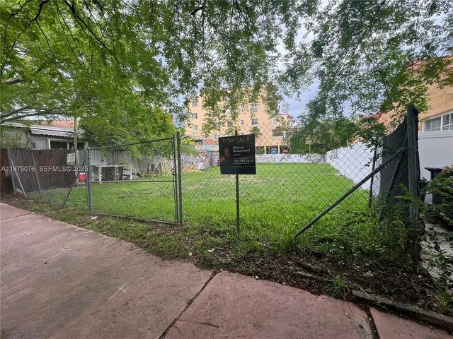 935 2nd Street, Miami Beach