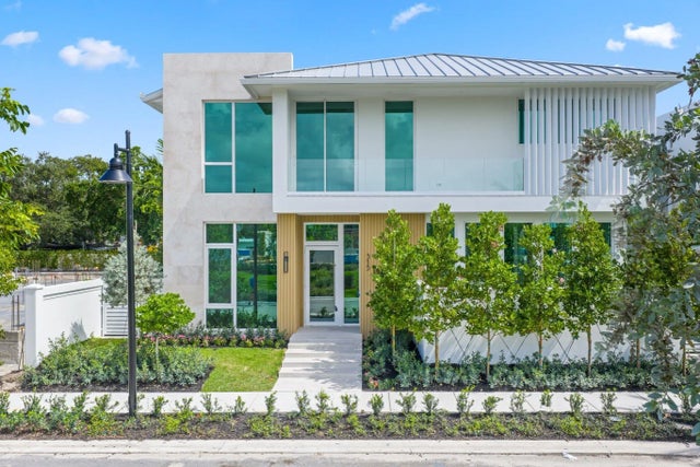 320 Grove Place, Delray Beach