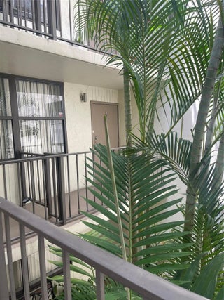 Photo of Listing #F10525866