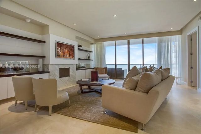 4 of 8 - 9705 Collins Avenue #903n, Bal Harbour, FL