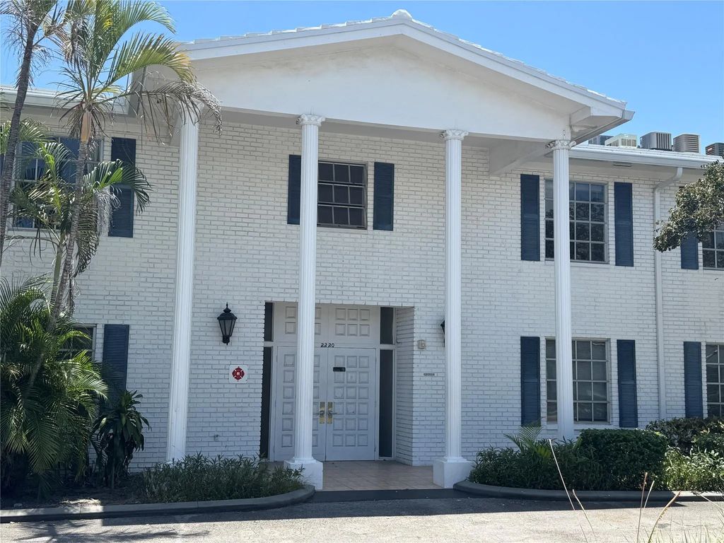 2220 Ne 68th Street #1031, Fort Lauderdale
