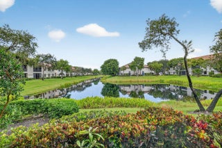 Photo of Listing #R11123221