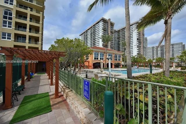 4 of 21 - 2080 S Ocean Drive #1507, Hallandale Beach, FL
