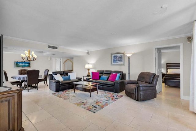 3 of 97 - 5380 N Ocean Drive #5 B, Singer Island, FL