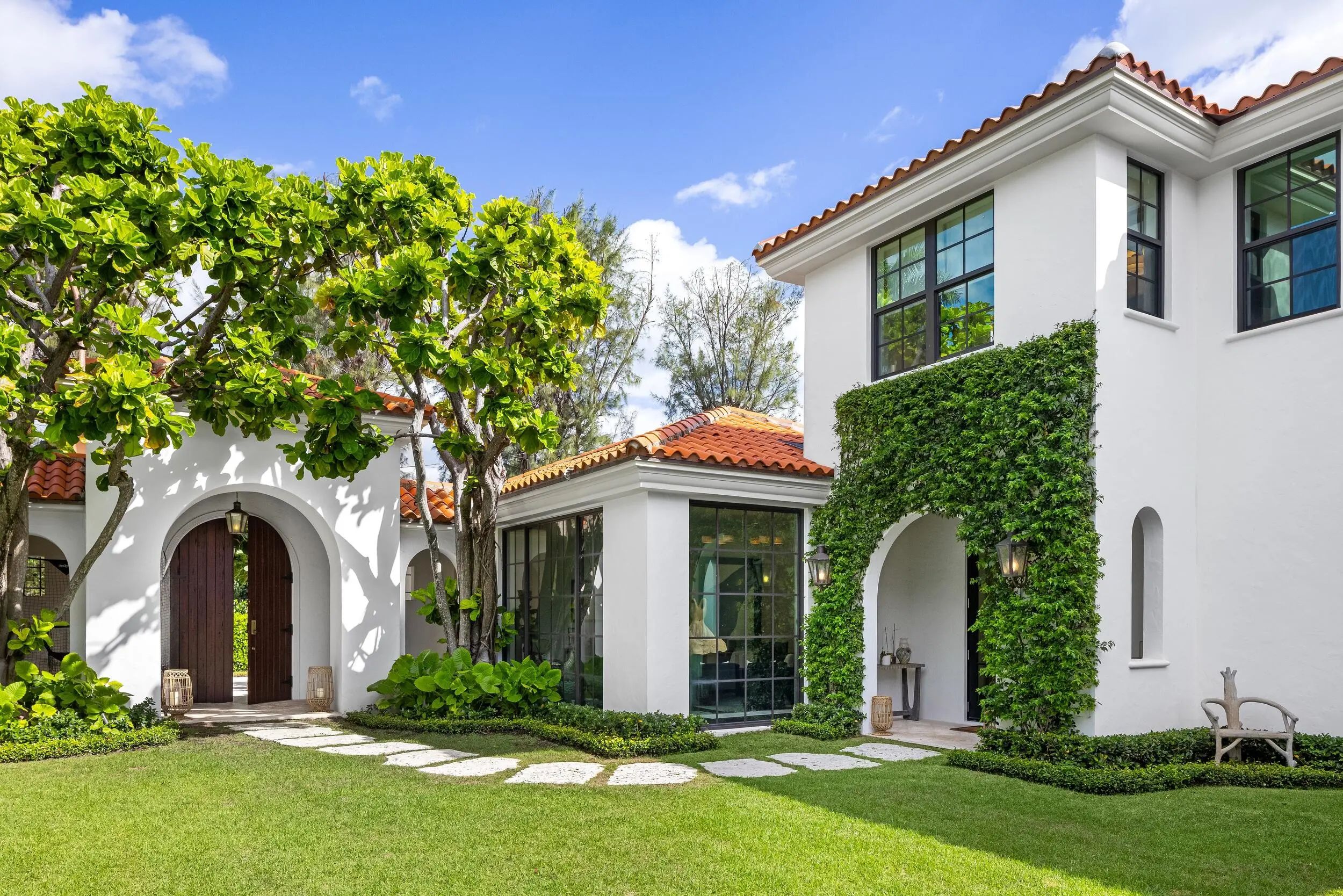 210 Wells Road, Palm Beach