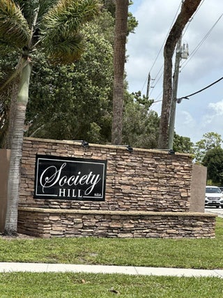 Photo of Listing #R11123330