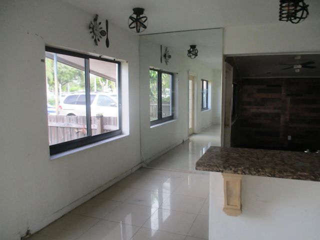 4 of 13 - 1220 Nw 7th Terrace, Fort Lauderdale, FL