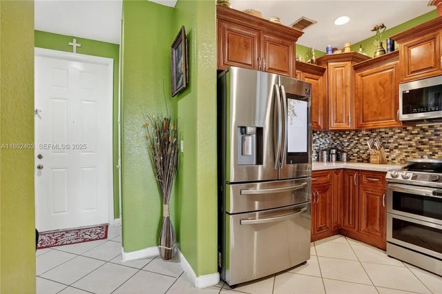 5 of 32 - 3445 Nw 14th Court, Lauderhill, FL