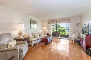 Photo of Listing #R11123511