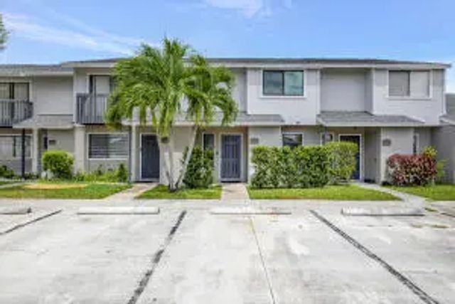 5903 Channel Drive, Greenacres