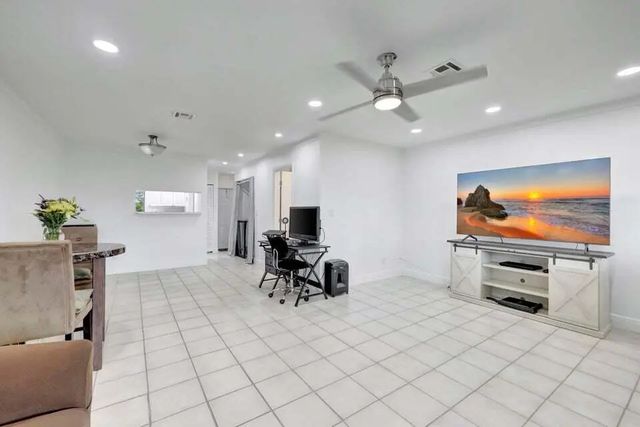 4 of 7 - 5903 Channel Drive, Greenacres, FL