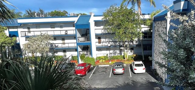 3080 Holiday Springs Boulevard #301, Margate