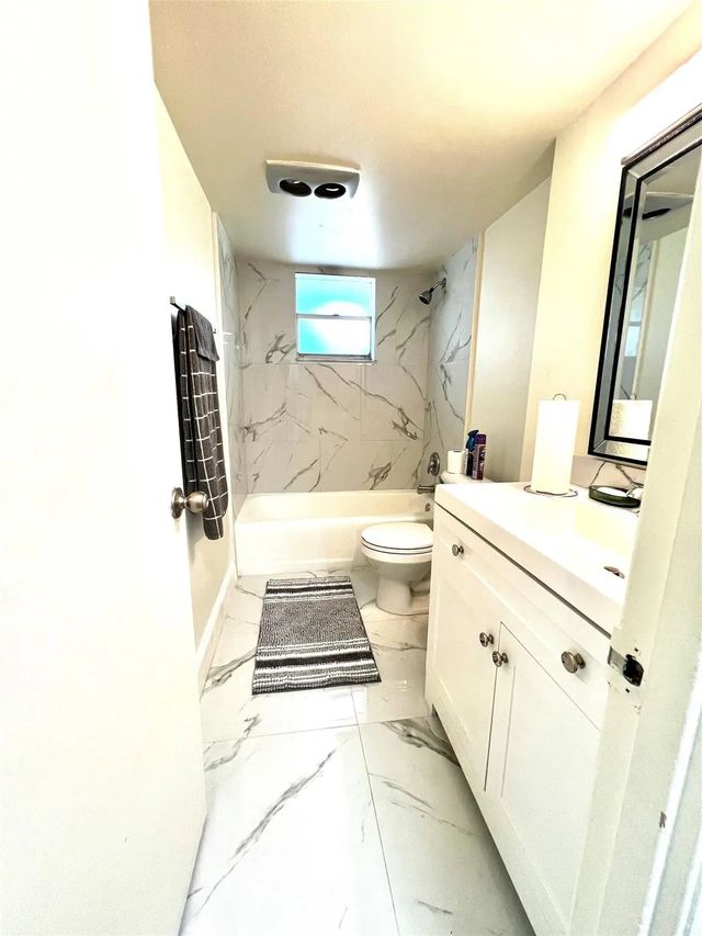 2 of 11 - 3080 Holiday Springs Boulevard #301, Margate, FL