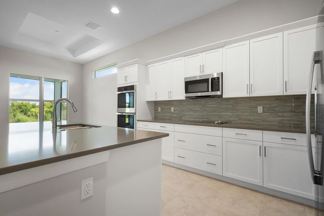 4 of 25 - 12507 Sw Sunrise Lake Terrace, Port St. Lucie, FL