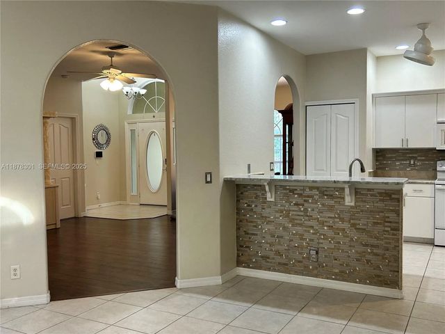 4 of 17 - 3894 Roderigo, North Port, FL