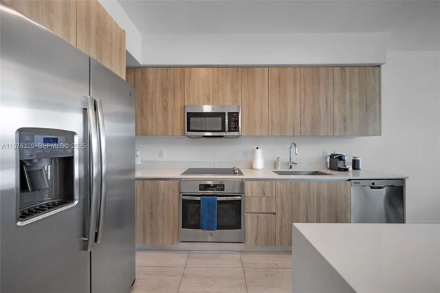3 of 29 - 3900 Biscayne Boulevard #s-208, Miami, FL