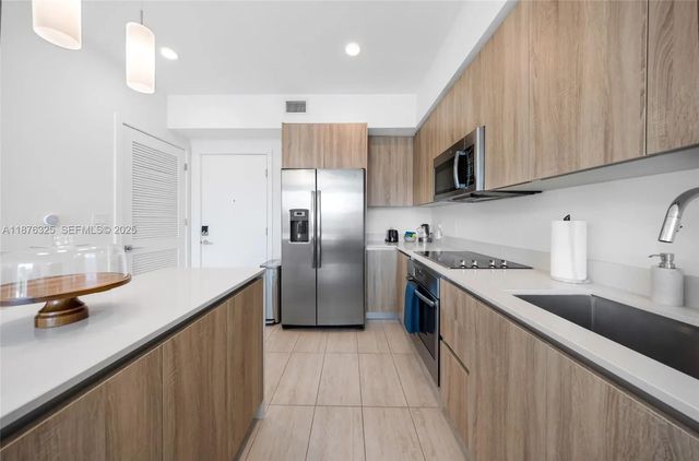 5 of 29 - 3900 Biscayne Boulevard #s-208, Miami, FL