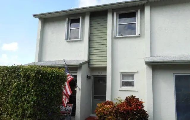 2 of 17 - 809 Crystal Lake Drive #809, Deerfield Beach, FL