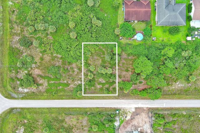 2 of 19 - 928 Norfolk Avenue S, Lehigh Acres, FL