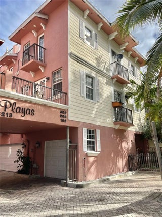 Photo of Listing #F10526805