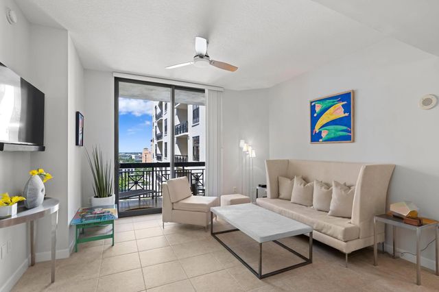 4 of 24 - 801 S Olive Avenue #1417, West Palm Beach, FL